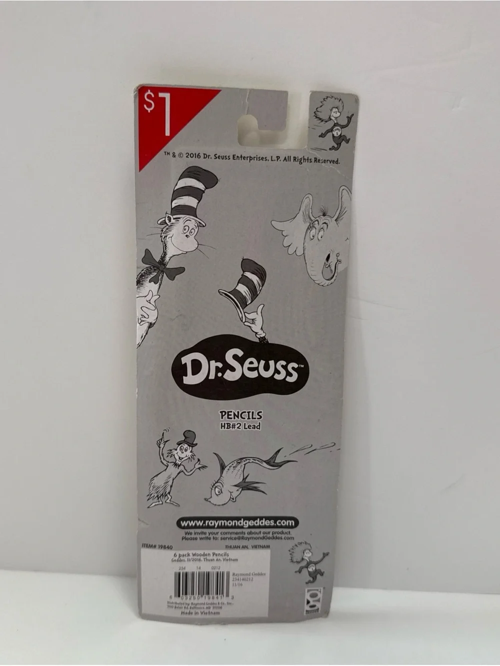 Dr. Seuss Pencils 6 Count Pack HB #2 Raymond Geddes 2016 sealed new